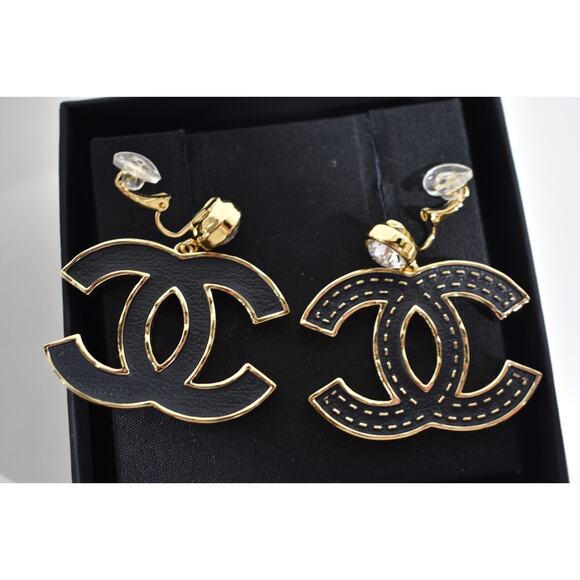 Chanel 23S XL Gold Black Crystal Clip On CC Logo Dangle Drop Statement Earrings - Picture 10 of 12